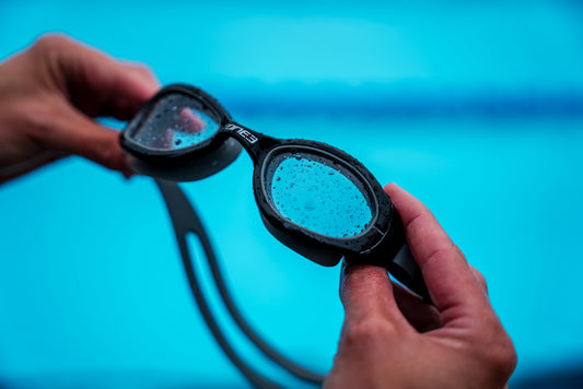 Attack Swim Goggles - Photochromatic Lens